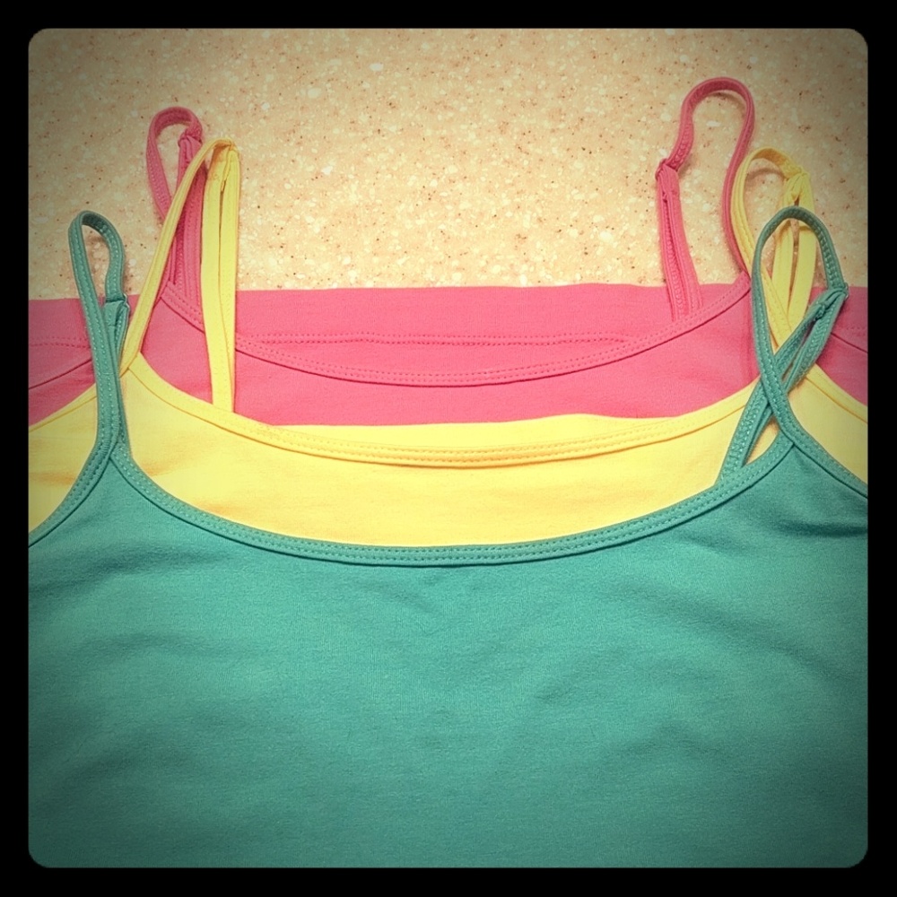 💜Bundle of camisoles